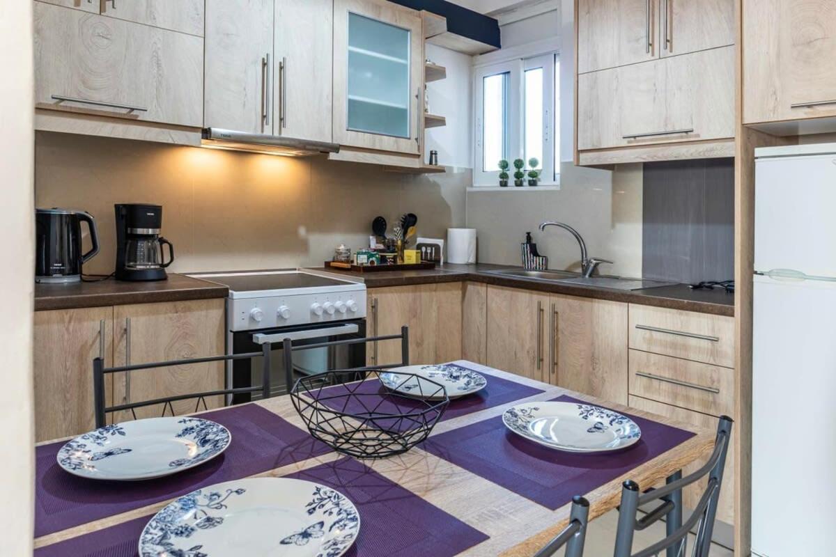 Apartmán Comfy Central Square Gem With Balcony Kalamata Exteriér fotografie